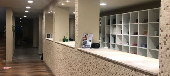 Замки и поместья с 6 комнатами в Пьеве Эмануэле, Италия № 73846 48