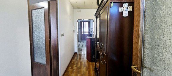 4 Schlafzimmer Haus in Padua, Italy, Nr. 337102 4