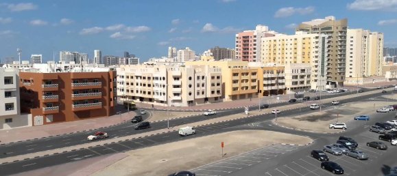 24155m² Land in Dubai, UAE No. 9029 5