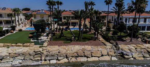 4 bedrooms Villa in Kiti, Cyprus No. 1038 30