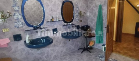Apartamento de 4 dormitorios en Parma, Italy No. 157806 8