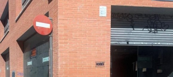 Gewerbliche Immobilie in Vilanova i la Geltru, Spain 430m², Nr. 115641 2