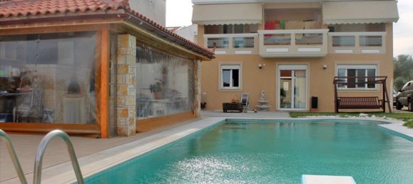 Villa de 5 dormitorios en Central Greece, Greece No. 1207 15