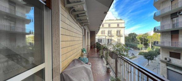 3 rooms Apartment in Bari, Italy No. 18770 15