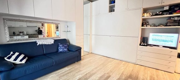 Studio in San Bartolomeo al Mare, Italy No. 273060 12