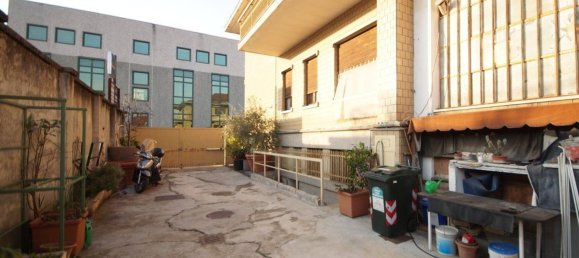 650m² Warehouse in Turin, Italy No. 352988 34