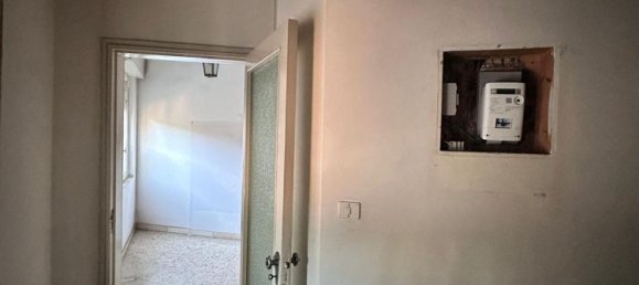 4-salle Appartement à Reggio Calabria, Italy No. 107852 10