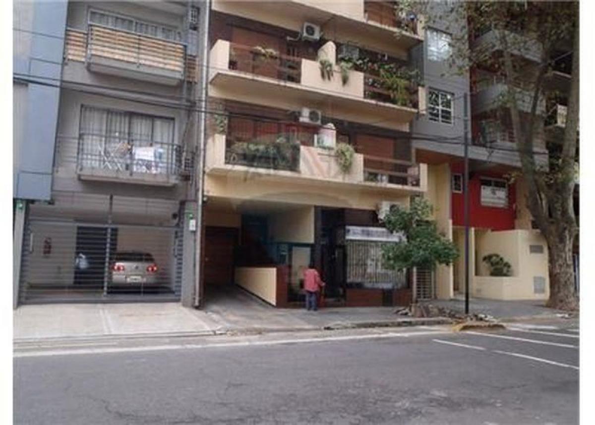 228m² Warehouse in Buenos Aires, Argentina No. 105944