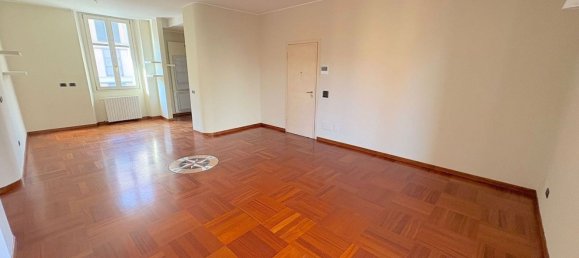 4 chambres Appartement à Monza, Italy No. 361179 9