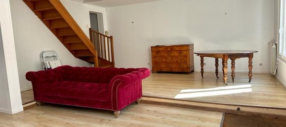 5 bedrooms House in Colombes, France No. 185925 8