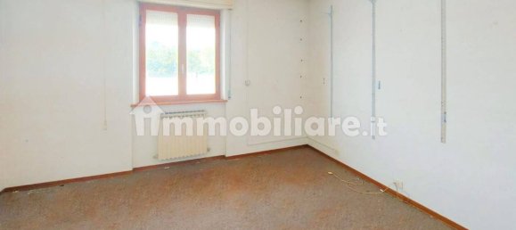 Entrepôt à Maiolati Spontini, Italy 2079m² No. 317782 6