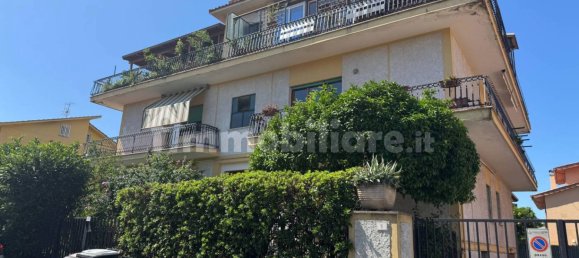 2 bedrooms Apartment in Ciampino, Italy No. 284857 3