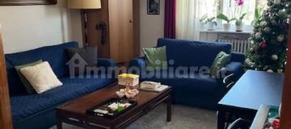 2 bedrooms Apartment in Rome, Italy No. 39764 2