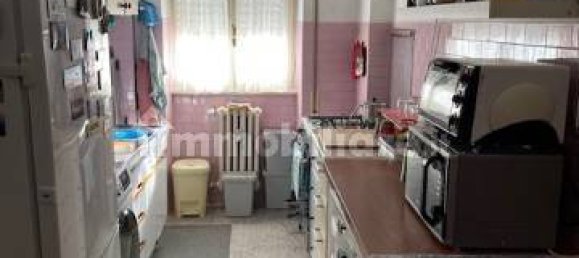 2 bedrooms Apartment in Rome, Italy No. 39764 8