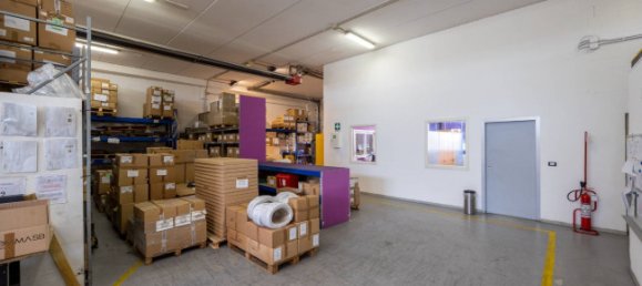 3500m² Warehouse in Turin, Italy No. 55419 40