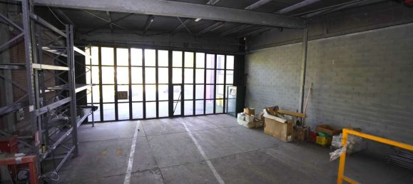 3500m² Warehouse in Turin, Italy No. 55419 25