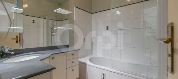 5 bedrooms House in Ormesson-sur-Marne, France No. 138553 11