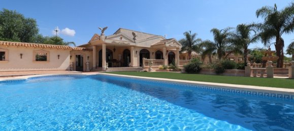 4 bedrooms Villa in Daya Vieja, Spain No. 9855 2