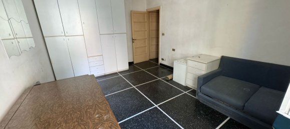 Квартира с 2 комнатами в Генуя, Италия № 39218 8