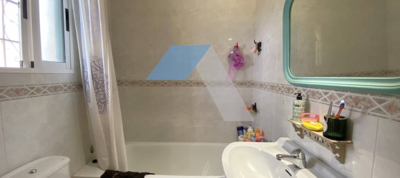 3 bedrooms Apartment in Alicante, Spain No. 144369 11