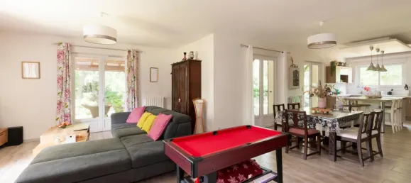 5 bedrooms House in Saint-Pierre-du-Mont, France No. 351001 2