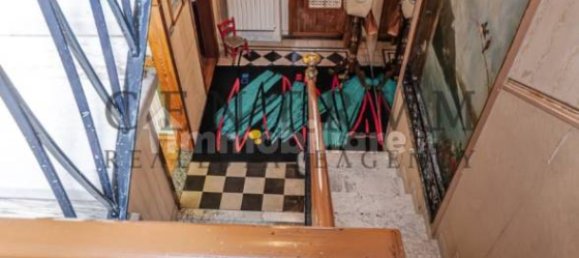 4 bedrooms Villa in Milan, Italy No. 337819 3