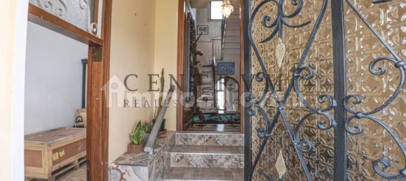 4 bedrooms Villa in Milan, Italy No. 337819 8