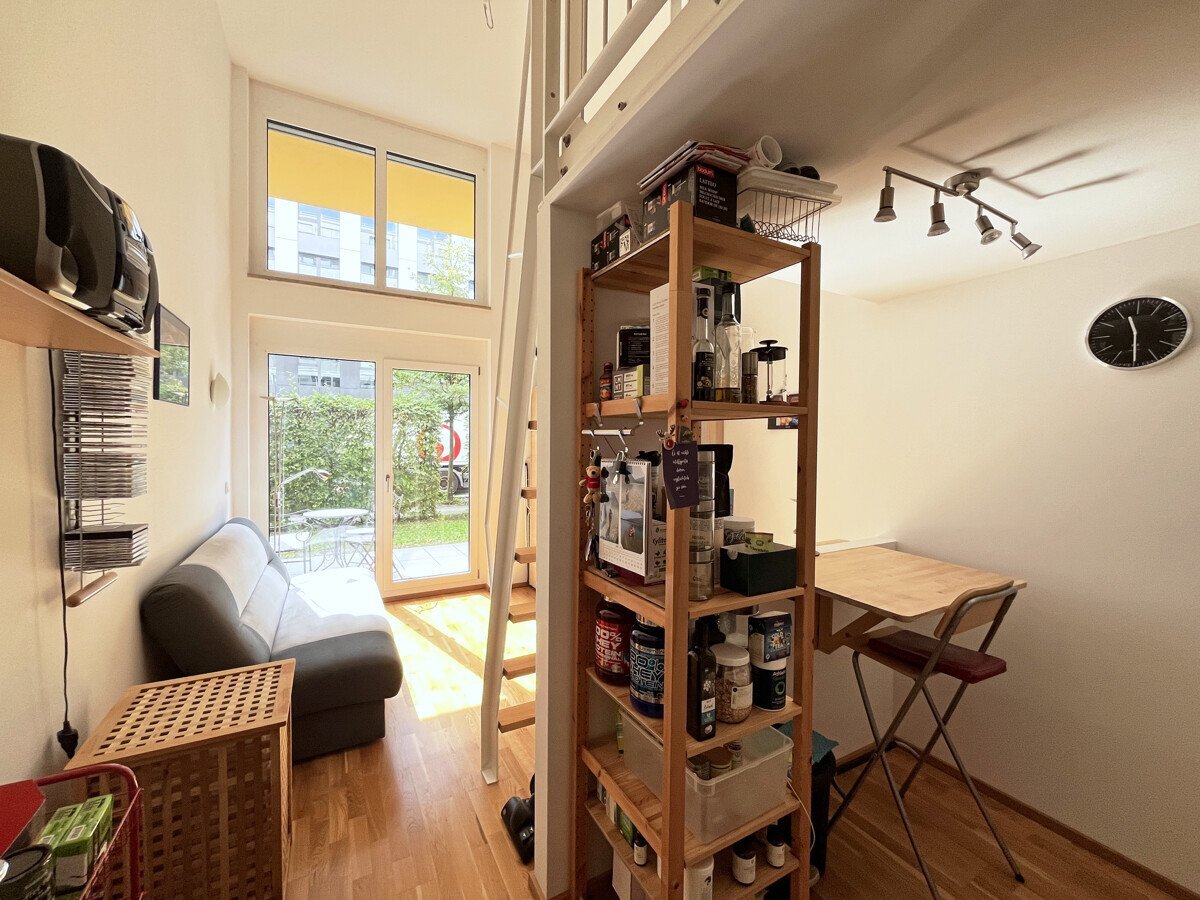 Studio in Munich, Germany No. 342176