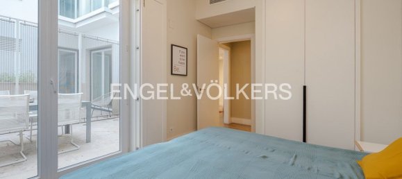 2 bedrooms Apartment in Lisbon, Portugal No. 12124 11