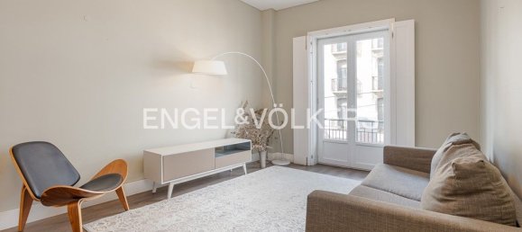 2 bedrooms Apartment in Lisbon, Portugal No. 12124 3