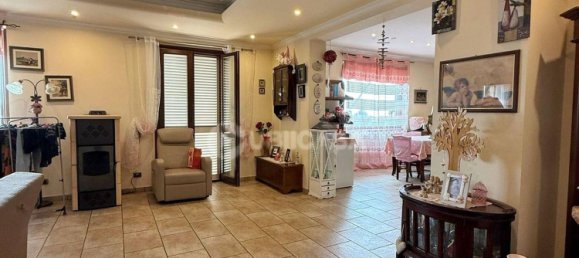 Casa de 4 habitaciónes en Lariano, Italy No. 16904 18