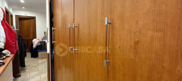 Casa de 4 habitaciónes en Lariano, Italy No. 16904 32