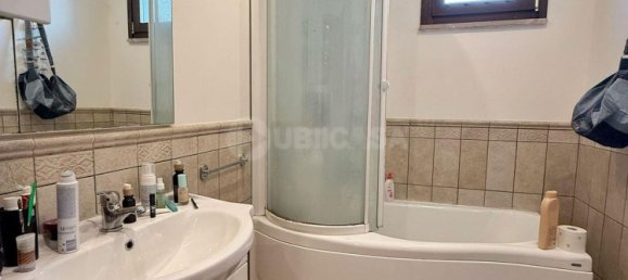 Casa de 4 habitaciónes en Lariano, Italy No. 16904 28