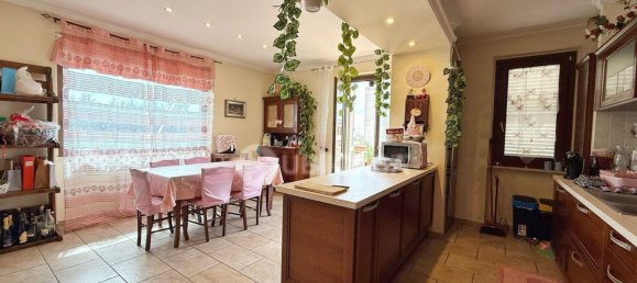 Casa de 4 habitaciónes en Lariano, Italy No. 16904 9