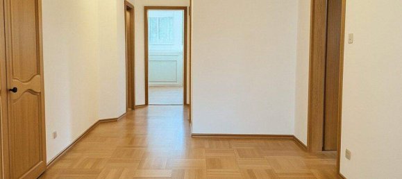 2 rooms Apartment in Penzing, Austria No. 135438 3