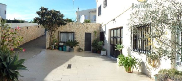 5 bedrooms House in Faro, Portugal No. 118215 3