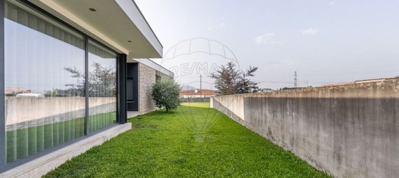 3 bedrooms House in Lago, Portugal No. 172893 3