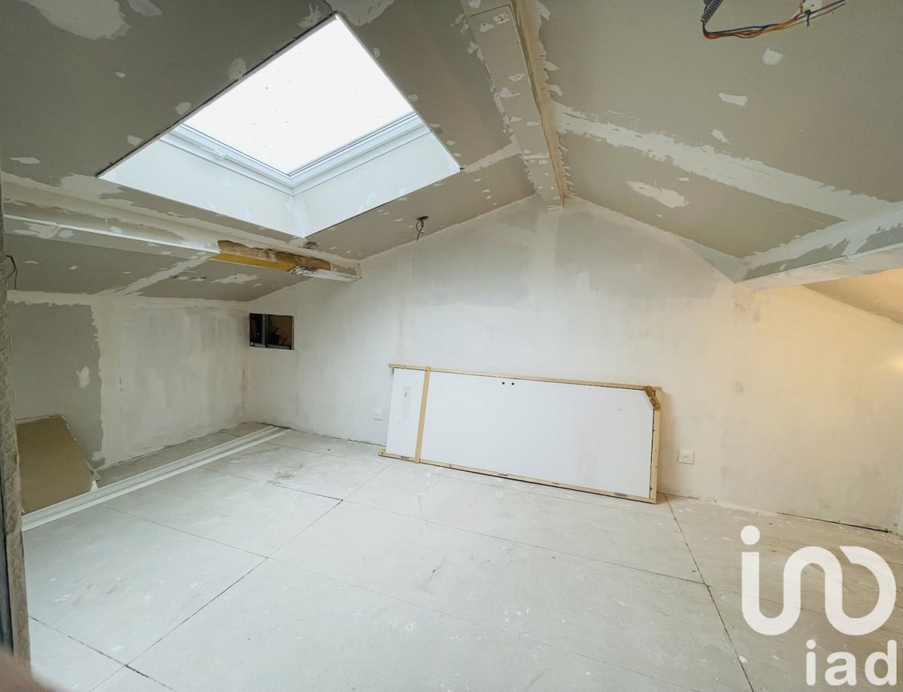 1 غرف نوم تاون هاوس في Drosnay, France رقم 74771