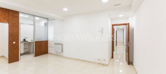 4 غرف نوم شقة في Cuatro Caminos, Spain رقم 137377 5