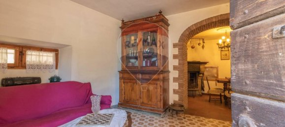 Дом с 3 комнатами в Фарнезе, Италия № 120640 16