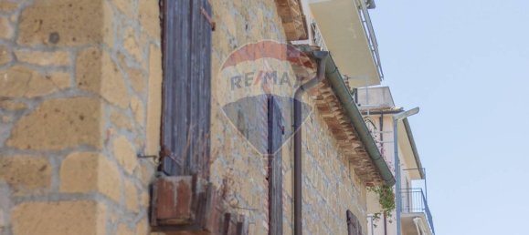 Дом с 3 комнатами в Фарнезе, Италия № 120640 20