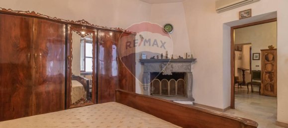 Дом с 3 комнатами в Фарнезе, Италия № 120640 7