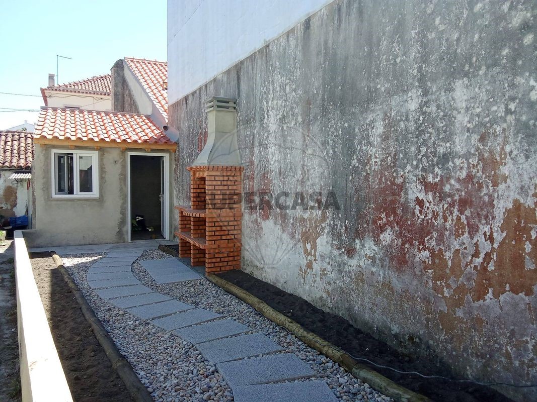 2 bedrooms House in Bombarral, Portugal No. 285009