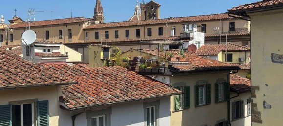 3 bedrooms Apartment in Florence, Italy No. 271929 9