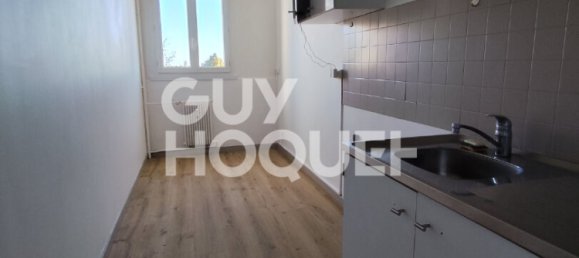 2 Schlafzimmer Wohnung in Chartres, France, Nr. 45863 2