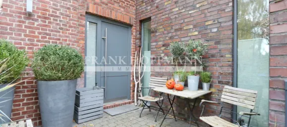 5 rooms Townhouse in Wandsbek, Germany No. 75073 2