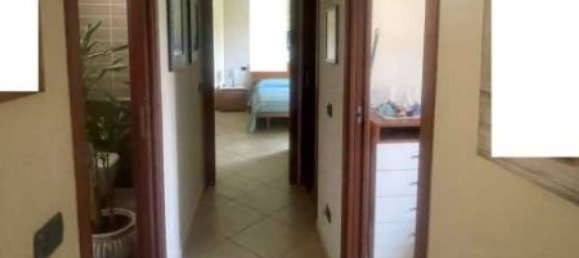 2-salle Appartement à Giussano, Italy No. 8206 5