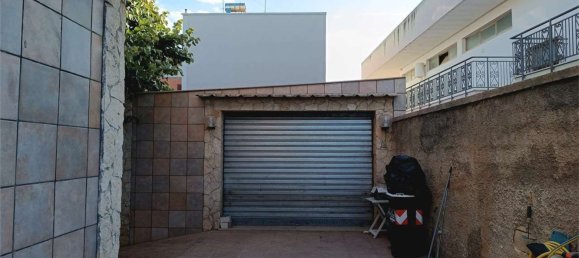 8 bedrooms Villa in Bitonto, Italy No. 343947 15