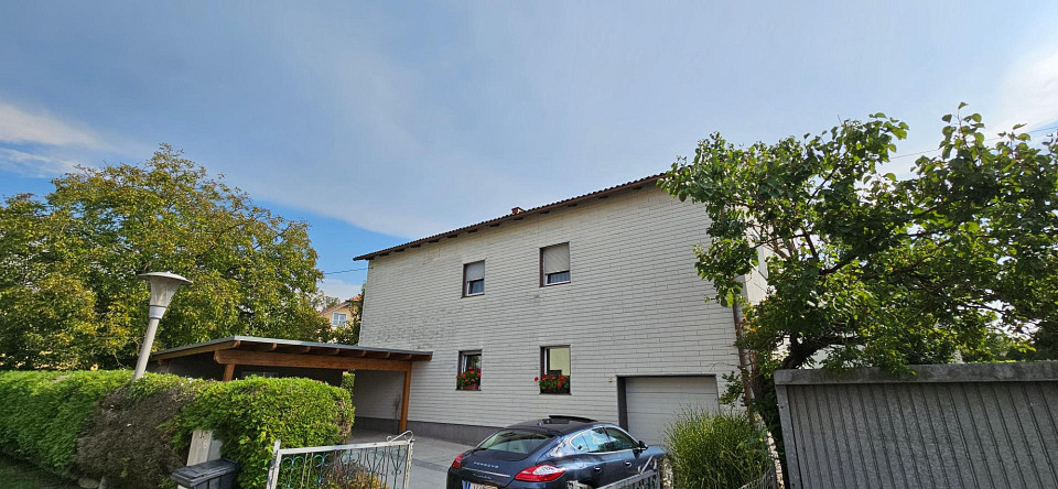 8 rooms House in Enns, Austria No. 130538