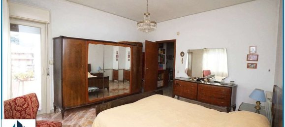 Apartamento de 5 dormitorios en Messina, Italy No. 318460 24
